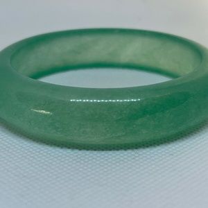 Round Simulated Jadeite Bangle 57.5mm Inside 15.21mm Wide